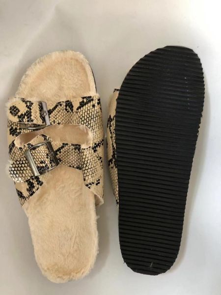 designer- flip flop leopard fur slippers sandals women's shoes wild fashion slippers for women, Black
designer- flip flop leopard fur slippers sandals women's shoes wild fashion slippers for women, Black