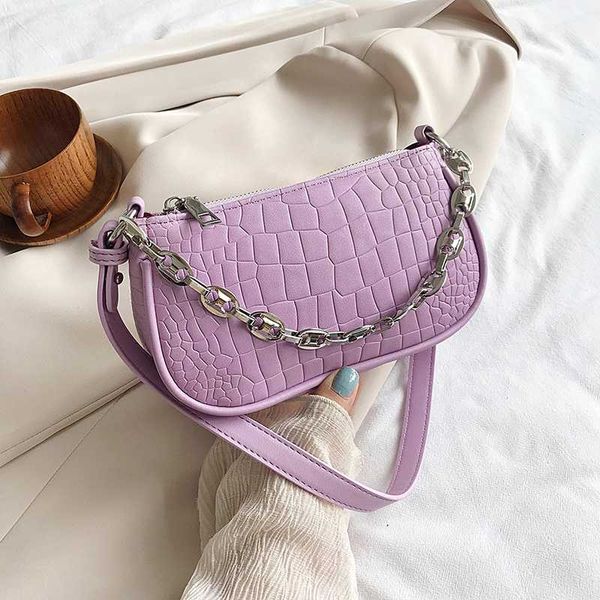fashion alligator pattern women messenger handbags sac pu leather street casual solid zipper shoulder bags
fashion alligator pattern women messenger handbags sac pu leather street casual solid zipper shoulder bags