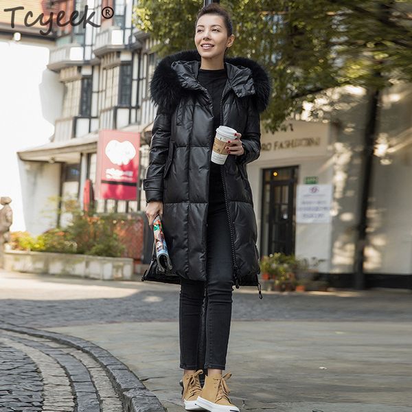 tcyeek winter down jacket women natural raccoon fur collar hooded genuine leather jackets 2019 warm real sheepskin coat 18001, Black
tcyeek winter down jacket women natural raccoon fur collar hooded genuine leather jackets 2019 warm real sheepskin coat 18001, Black