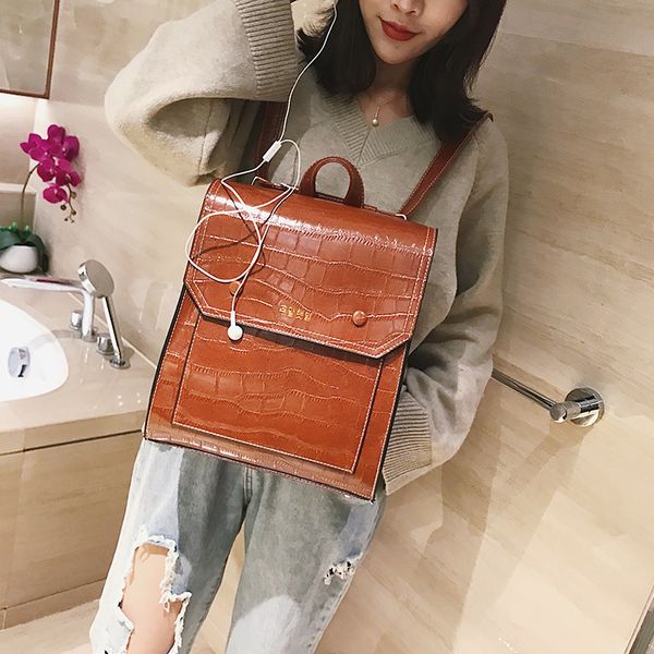 2020 new korean women's backpack classic retro women's bag fashion bag student backpack women
2020 new korean women's backpack classic retro women's bag fashion bag student backpack women