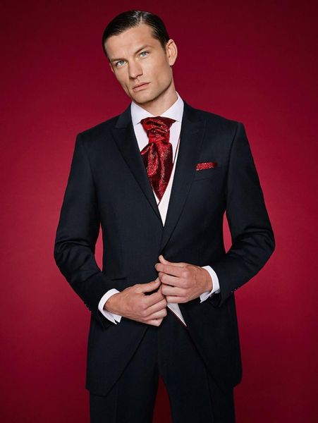 new design black slim fit groom tuxedos peak lapel one button groomsmen mens wedding dress excellent man suits(jacket+pants+vest+tie)370, Black;gray
new design black slim fit groom tuxedos peak lapel one button groomsmen mens wedding dress excellent man suits(jacket+pants+vest+tie)370, Black;gray
