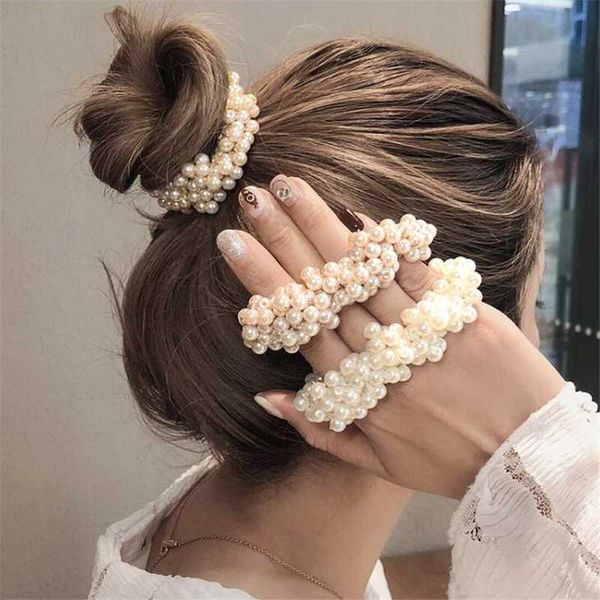 hair accessories 1 pc pearls korean style women grils round elastic bands scrunchies exquisite shining headwear gum
hair accessories 1 pc pearls korean style women grils round elastic bands scrunchies exquisite shining headwear gum
