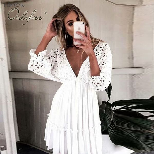 2019 Summer Bohomian Women Embroidery Mini Dress Sleeve Half Short Sexy Backless Cotton Lace Tunic Beach Dress
2019 Summer Bohomian Women Embroidery Mini Dress Sleeve Half Short Sexy Backless Cotton Lace Tunic Beach Dress