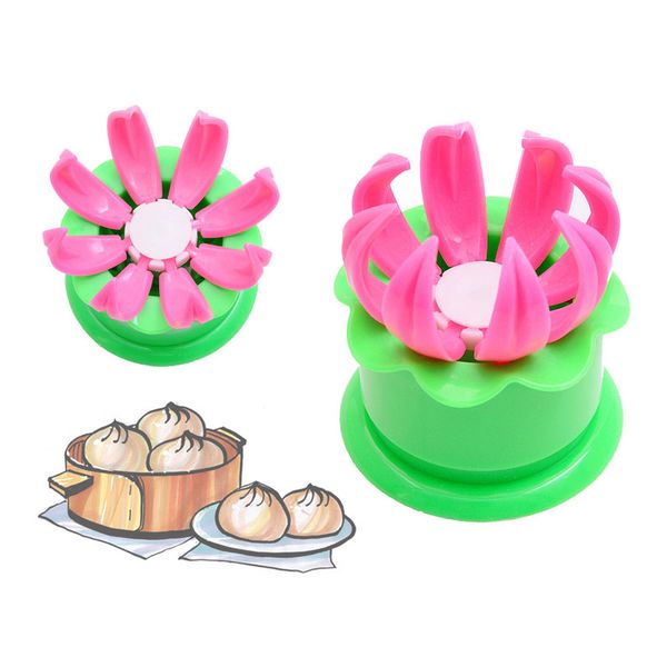 ravioli pastry pie dumpling maker steamed stuffed bun making mould empanada diy kitchen cooking tool
ravioli pastry pie dumpling maker steamed stuffed bun making mould empanada diy kitchen cooking tool