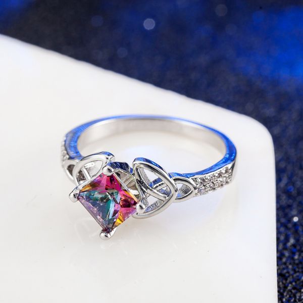wish selling creative cool colorful ring europe and america party gift engagement ring, Slivery;golden
wish selling creative cool colorful ring europe and america party gift engagement ring, Slivery;golden