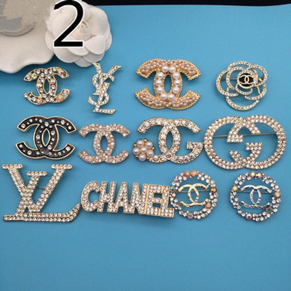 Whole ale price clear cry tal delicate jewelry cla ic women brooch party co tume dre broache extravagant de igner brea tpin
Whole ale price clear cry tal delicate jewelry cla ic women brooch party co tume dre broache extravagant de igner brea tpin