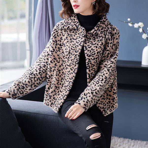 brand coat fall winter women short coat new fashion leopard commuter turn-down collar single breasted outerware female, Black
brand coat fall winter women short coat new fashion leopard commuter turn-down collar single breasted outerware female, Black