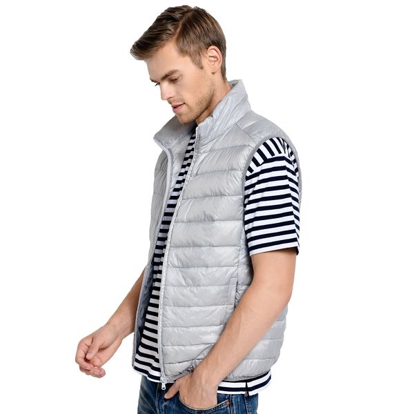 2019 new men sleeveless jacket winter ultralight white duck down vest male slim vest men's clothes windproof warm waistcoat, Black;white
2019 new men sleeveless jacket winter ultralight white duck down vest male slim vest men's clothes windproof warm waistcoat, Black;white