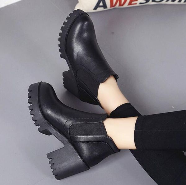 boots women's winter single black wild high heel thick with warm and velvet women ankle shoes woman
boots women's winter single black wild high heel thick with warm and velvet women ankle shoes woman