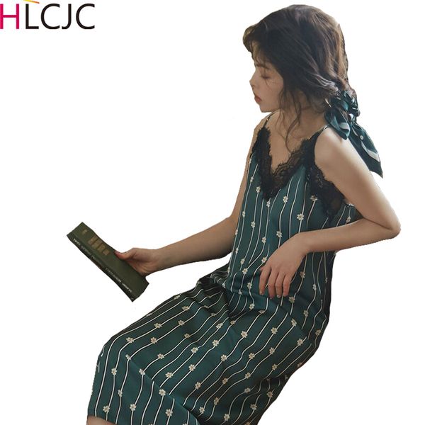 2020 ins women's lingerie silk nightgown summer dress lace night dress sleepwear girls nightie satin homewear nightwear, Black;red
2020 ins women's lingerie silk nightgown summer dress lace night dress sleepwear girls nightie satin homewear nightwear, Black;red
