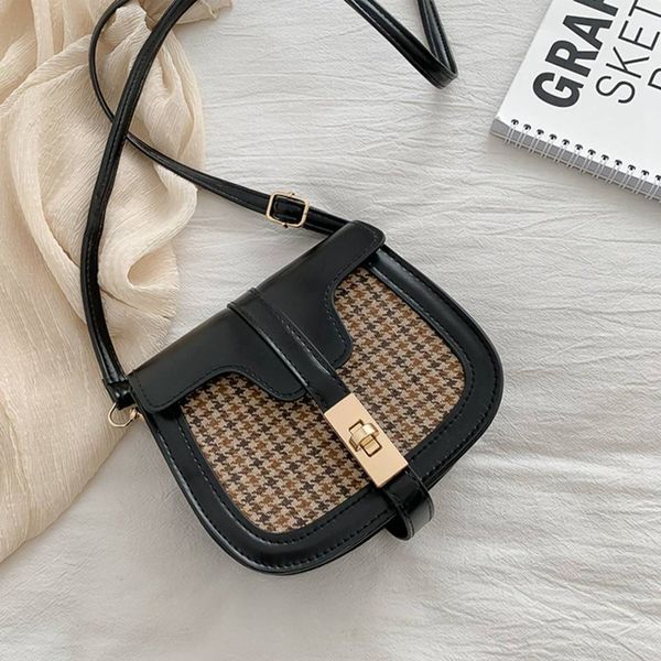 2020 new fashion women shoulder bag vintage messenger bag saddle handbag retro style zipper leather crossbody
2020 new fashion women shoulder bag vintage messenger bag saddle handbag retro style zipper leather crossbody