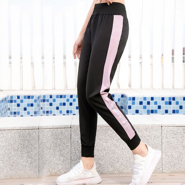 season sports pants female loose leggings running leisure speed dry spell color is thin gao waist fitness yoga pants, Black;red
season sports pants female loose leggings running leisure speed dry spell color is thin gao waist fitness yoga pants, Black;red