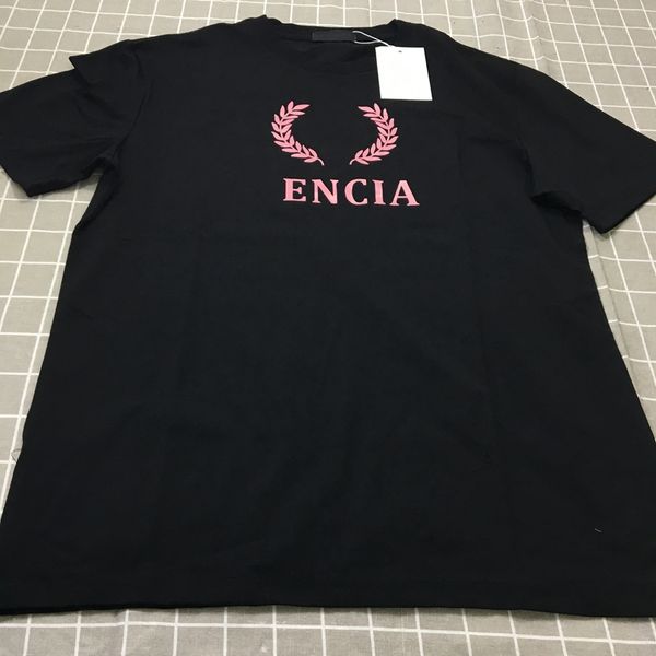 19SS Hot Seller New Style Pure Cotton Fashion Mens Designer T Shirts Casual Designer Shirts Letter Printing Mens Short Sleeve
19SS Hot Seller New Style Pure Cotton Fashion Mens Designer T Shirts Casual Designer Shirts Letter Printing Mens Short Sleeve