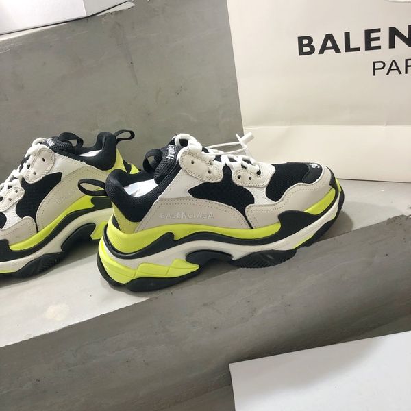 original 1: 1 luxury fashion platform men's and women's shoes wild vintage lace casual shoes color matching sneakers 26, Black
original 1: 1 luxury fashion platform men's and women's shoes wild vintage lace casual shoes color matching sneakers 26, Black