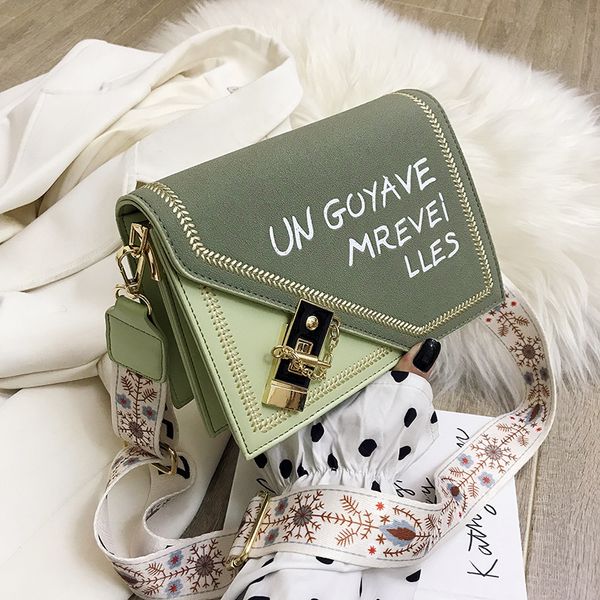 small bag 2019 newfemale korean wild fashion shoulder bag messenger small square package student party bag
small bag 2019 newfemale korean wild fashion shoulder bag messenger small square package student party bag
