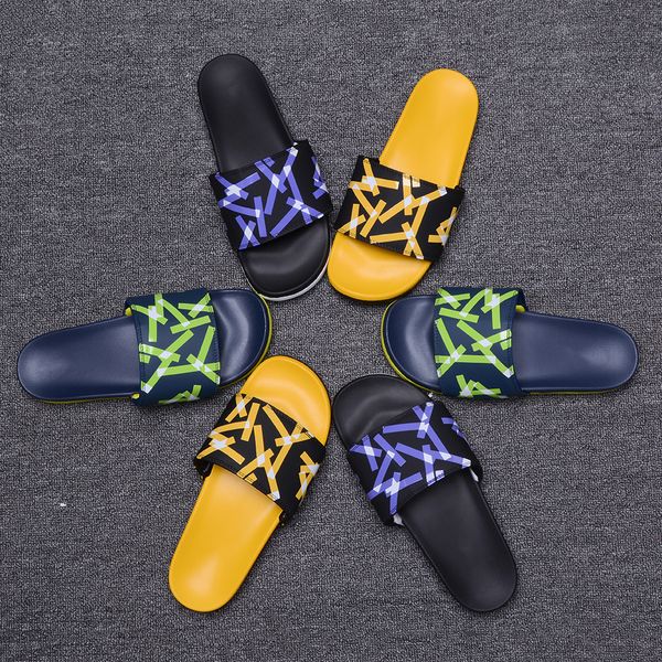 2019 Cheap Summer Flip Flops slipper Gear bottoms mens striped sandals causal Non-slip summer men Scuffs slippers flip flops slipper
2019 Cheap Summer Flip Flops slipper Gear bottoms mens striped sandals causal Non-slip summer men Scuffs slippers flip flops slipper