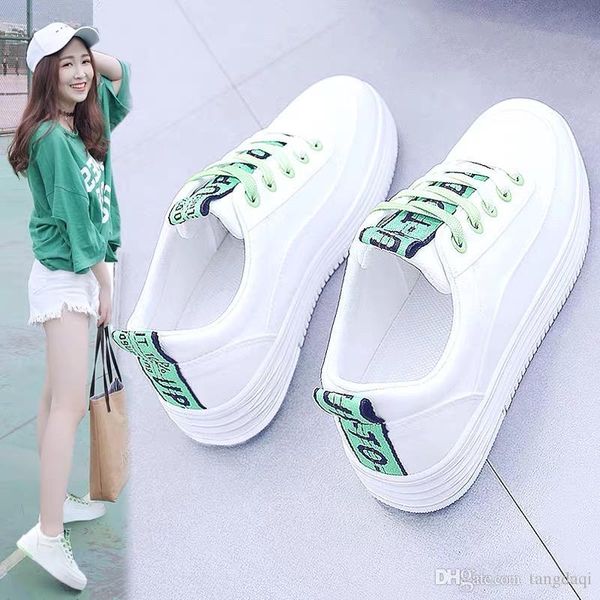 2019 new autumn and winter small white shoes female korean version hundred students flat shoes ins casual shoes children thick bottom, Black
2019 new autumn and winter small white shoes female korean version hundred students flat shoes ins casual shoes children thick bottom, Black