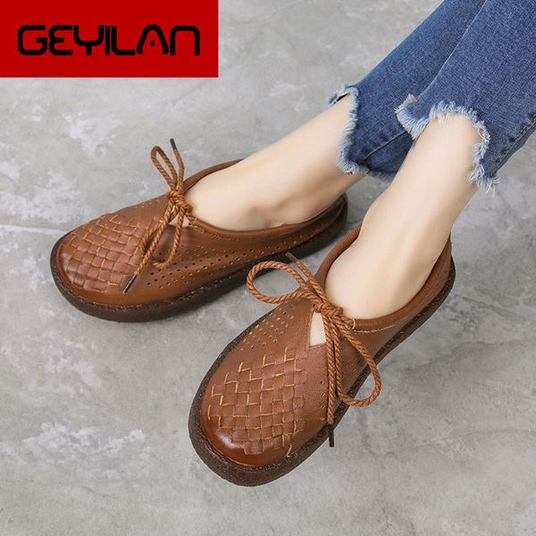 women flat shoes lace up moccasins soft genuine leather ladies shoes handmade flats hollow casual women, Black
women flat shoes lace up moccasins soft genuine leather ladies shoes handmade flats hollow casual women, Black