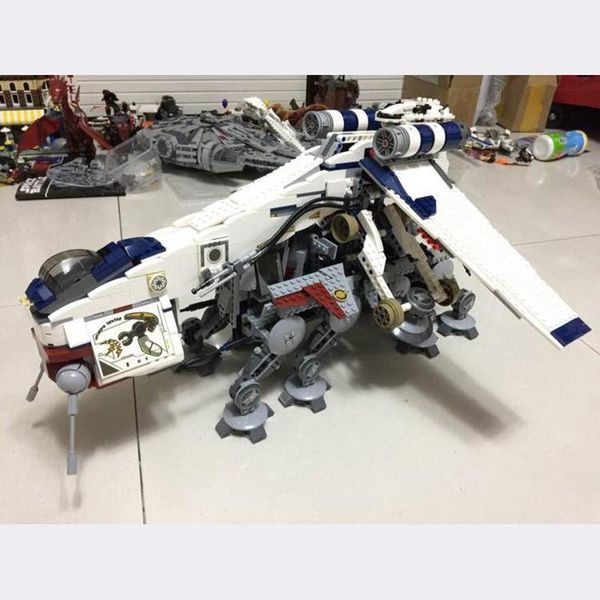 dhl 05053 1788pcs genuine star was republic dropship with at-ot walker set building blocks bricks compatible legoinglys 10195
dhl 05053 1788pcs genuine star was republic dropship with at-ot walker set building blocks bricks compatible legoinglys 10195