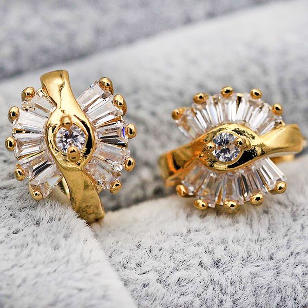 bohemia jewlry for women hoop earrings luxury korean gold hoops earrings fashion design vintage zircon circle obs2114, Golden;silver
bohemia jewlry for women hoop earrings luxury korean gold hoops earrings fashion design vintage zircon circle obs2114, Golden;silver