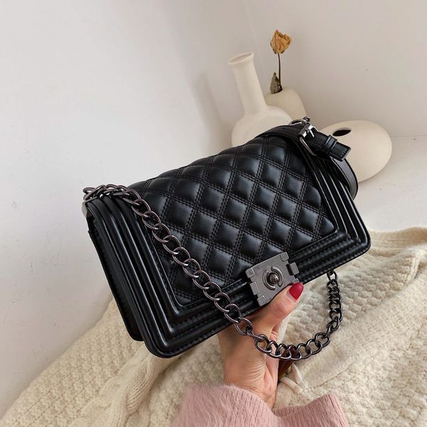 women's high-texture women's bag 2019 new korean fashion lingge wild chain shoulder messenger small square bag
women's high-texture women's bag 2019 new korean fashion lingge wild chain shoulder messenger small square bag