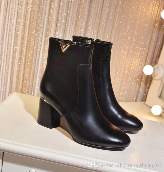 white women's leather shoes men's and women's casual shoes black gold red fashion comfortable flat shoes size 35-46 0204
white women's leather shoes men's and women's casual shoes black gold red fashion comfortable flat shoes size 35-46 0204