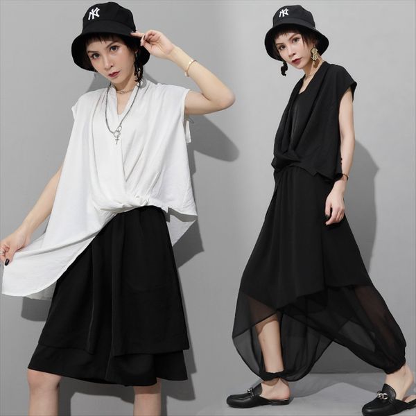 fashion brand 2020 summer clothes short-sleeved pullover pullover -shirt female dark series irregular personality v-neck thin t, White
fashion brand 2020 summer clothes short-sleeved pullover pullover -shirt female dark series irregular personality v-neck thin t, White