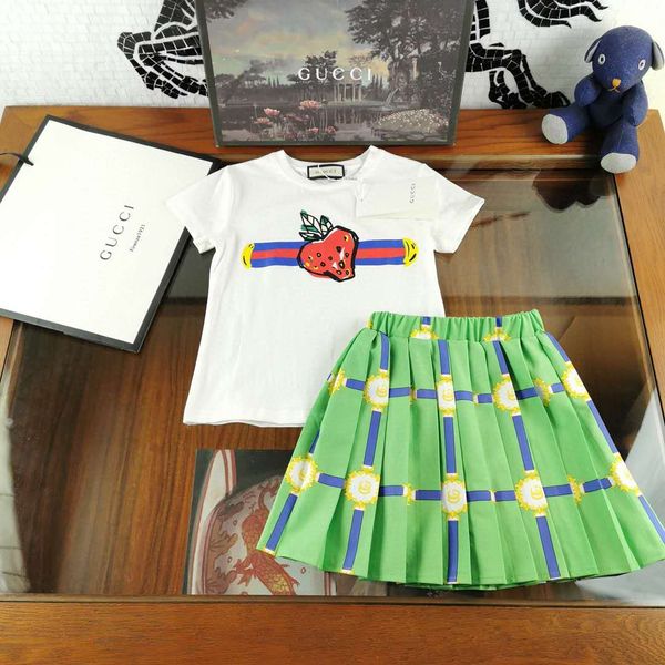 девушка летнее платье розовый комплект одежды оптом дизайнер люксовый бренд одежды для маленькой девочки 100% хлопок 2020ss ребенок девушка, White 
девушка летнее платье розовый комплект одежды оптом дизайнер люксовый бренд одежды для маленькой девочки 100% хлопок 2020ss ребенок девушка, White