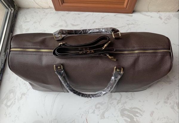 designer-55cm large capacity women travel bags men shoulder duffel bags carry on luggage keepall bottom rivets backpack men and
designer-55cm large capacity women travel bags men shoulder duffel bags carry on luggage keepall bottom rivets backpack men and