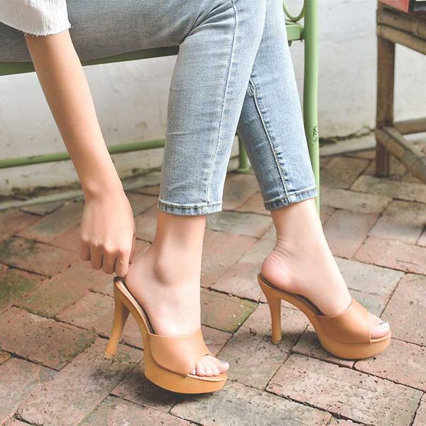 2020 summer new sandals korean fashion wild high-heeled sandals and slippers fitting room female summer, Black
2020 summer new sandals korean fashion wild high-heeled sandals and slippers fitting room female summer, Black
