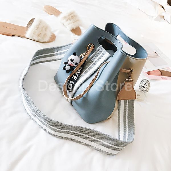 2019 crossbody bags for women leather luxury handbags designer pendant bucket shoulder bolsa sac a main
2019 crossbody bags for women leather luxury handbags designer pendant bucket shoulder bolsa sac a main