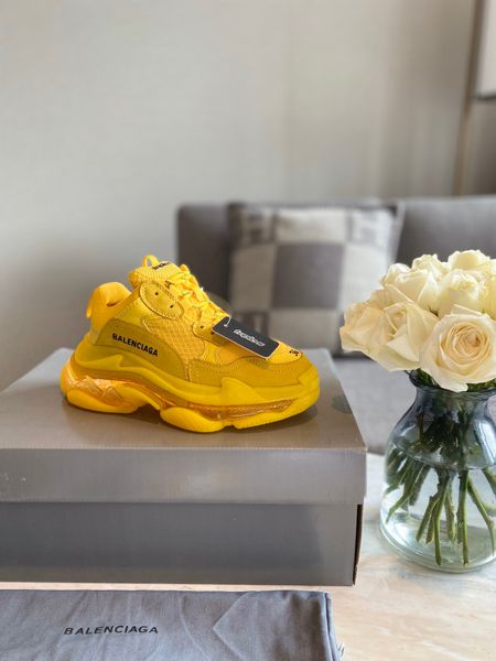 2020 latest men's style fashion luxury casual sports low-shoes jogging shoes basketball couple flat shoes yellow, Black
2020 latest men's style fashion luxury casual sports low-shoes jogging shoes basketball couple flat shoes yellow, Black