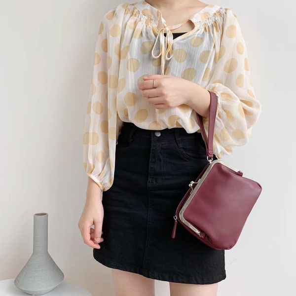 women mini bags clip bag ladies small clutch bag pu leather soft wrist purse handbag women crossbody shoulder whole sale
women mini bags clip bag ladies small clutch bag pu leather soft wrist purse handbag women crossbody shoulder whole sale