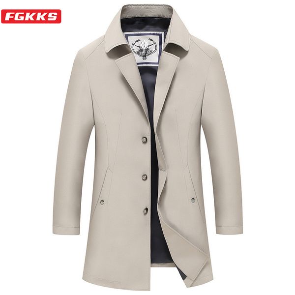 fgkks casual brand men solid trench coats new men's mid-length thin trench turn-down collar business slim male, Tan;black
fgkks casual brand men solid trench coats new men's mid-length thin trench turn-down collar business slim male, Tan;black