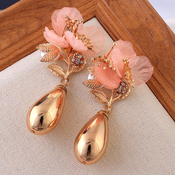 aensoa resin flower water drop alloy earrings 2019 korean personality rose temperament sweet metal earrings for women jewelry, Silver
aensoa resin flower water drop alloy earrings 2019 korean personality rose temperament sweet metal earrings for women jewelry, Silver