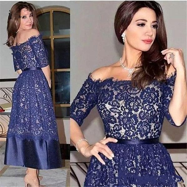 2020 tea length navy blue lace mother of the bride dresses off shoulder sleeves ribbon evening gowns party formal dress women plus size, Black;red
2020 tea length navy blue lace mother of the bride dresses off shoulder sleeves ribbon evening gowns party formal dress women plus size, Black;red