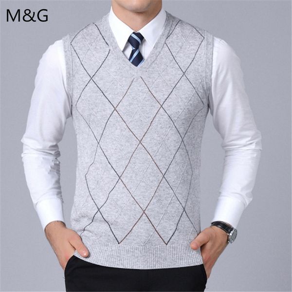autumn korean style casual men clothes new fashion brand sweater for mens pullover vest slim fit jumpers knitwear plaid sweater, White;black
autumn korean style casual men clothes new fashion brand sweater for mens pullover vest slim fit jumpers knitwear plaid sweater, White;black
