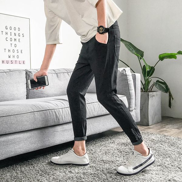 2019 spring and summer jeans han edition slim small leg pants embroidery nine point pants stretch pencil, Black
2019 spring and summer jeans han edition slim small leg pants embroidery nine point pants stretch pencil, Black