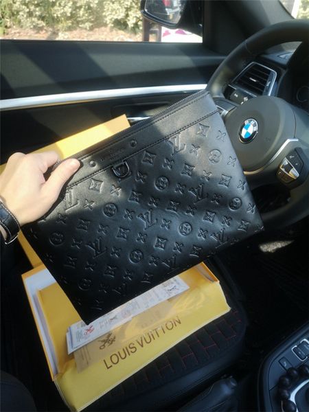 20ss luxurious brands design monogram shadow discovery pochette full logos envelope messenger purse fashion men casual outdoor handbag bags
20ss luxurious brands design monogram shadow discovery pochette full logos envelope messenger purse fashion men casual outdoor handbag bags