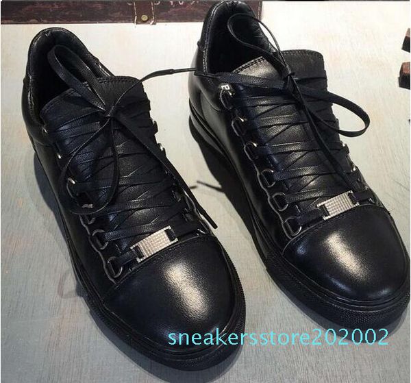 2017 new designer name brand man casual shoes flat kanye west fashion wrinkled leather lace-up low cut trainers runaway arena shoes 46 s02, Black
2017 new designer name brand man casual shoes flat kanye west fashion wrinkled leather lace-up low cut trainers runaway arena shoes 46 s02, Black
