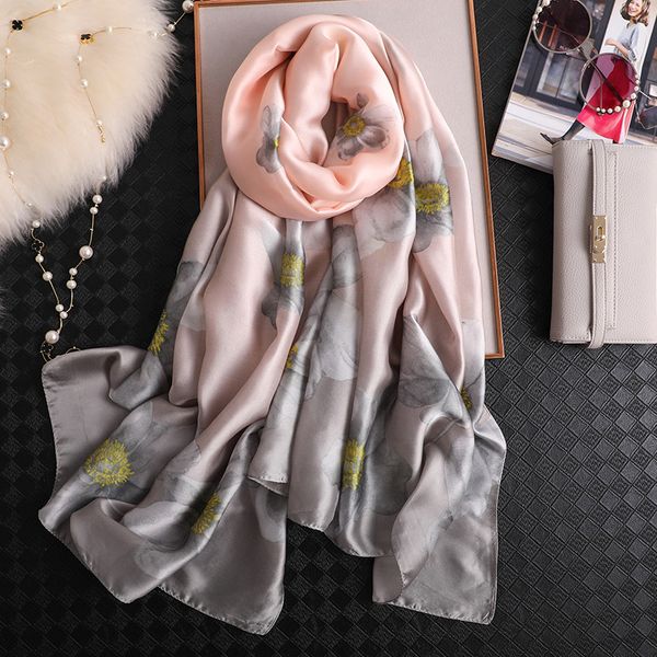 2020 floral print silk scarf women summer beach shawls and wraps elegant foulard bufanda echarpe, Blue;gray
2020 floral print silk scarf women summer beach shawls and wraps elegant foulard bufanda echarpe, Blue;gray
