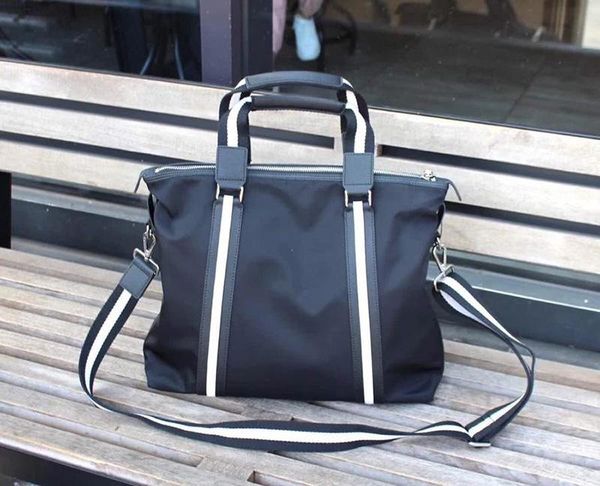 designer-handbags oxford man business bag casuel luxury purse hand bag man designer fashion model bags
designer-handbags oxford man business bag casuel luxury purse hand bag man designer fashion model bags