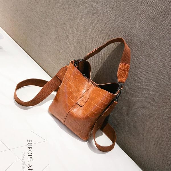 women's fashion stone hasp pure-colour retro shoulder bag bucket bag women leather handbags bolsos para mujer #js5 
women's fashion stone hasp pure-colour retro shoulder bag bucket bag women leather handbags bolsos para mujer #js5