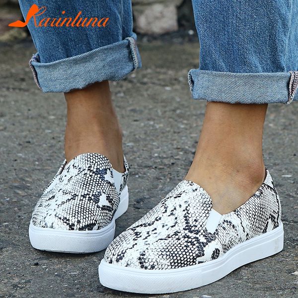 karin новый большой размер 35-43 горячие дамы продажа скольжение на мокасины квартиры женщины моды snake жилы печать квартиры ins горячие об, Black
karin новый большой размер 35-43 горячие дамы продажа скольжение на мокасины квартиры женщины моды snake жилы печать квартиры ins горячие об, Black