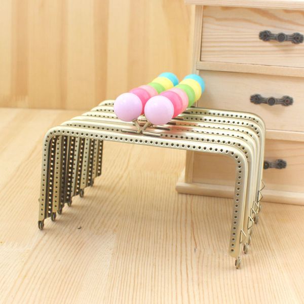 antique brass foot square kiss clasp 15*8cm candy multicolor beads metal purse frame 5pcs/lot diy coin purse bag obag handle, Black
antique brass foot square kiss clasp 15*8cm candy multicolor beads metal purse frame 5pcs/lot diy coin purse bag obag handle, Black