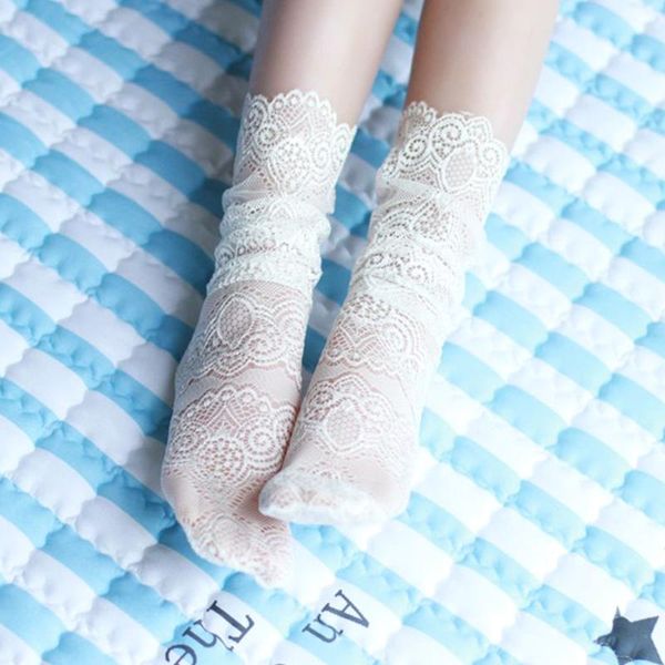 women elastic retro floral lace socks mesh middle tube fashion socks black white
women elastic retro floral lace socks mesh middle tube fashion socks black white