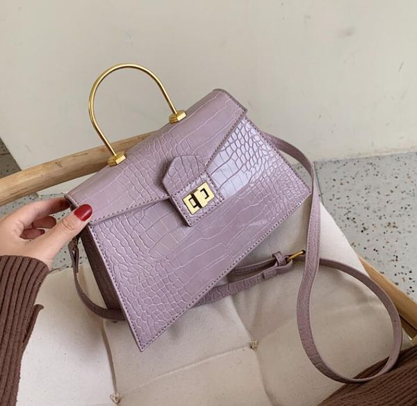 designer women senior handbags fashion alligator shoulder bags metal hand ring crossbody women bags new style bag
designer women senior handbags fashion alligator shoulder bags metal hand ring crossbody women bags new style bag