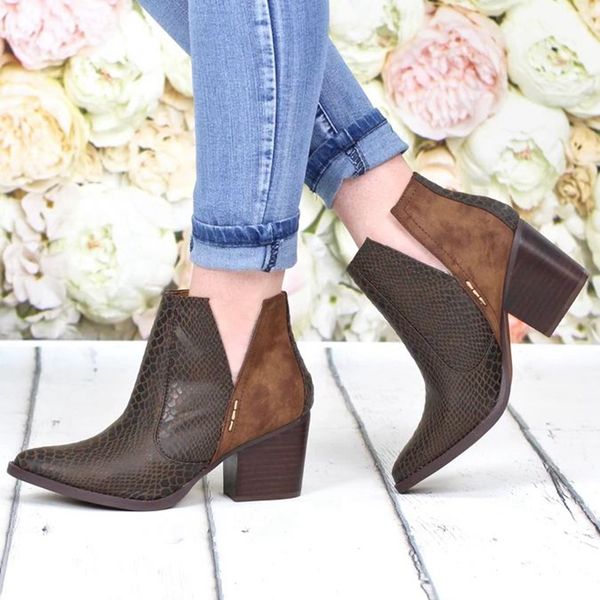 wenyujh new fashion high heels with western patch ladies python pattern women's short boots wooden high heel women's boots 2019, Black
wenyujh new fashion high heels with western patch ladies python pattern women's short boots wooden high heel women's boots 2019, Black