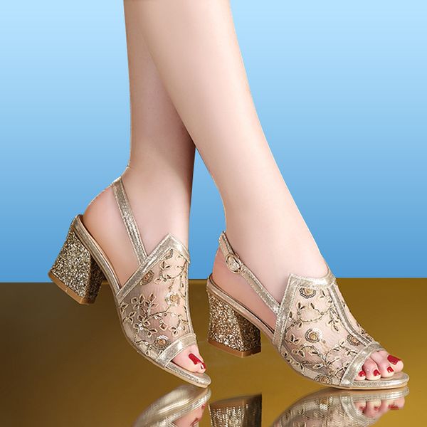 2018 summer woman sandals gold open toe sandal lace dress shoes womens high heels sandals square heeled pumps ladies shoes 66h85 t200111, Black
2018 summer woman sandals gold open toe sandal lace dress shoes womens high heels sandals square heeled pumps ladies shoes 66h85 t200111, Black