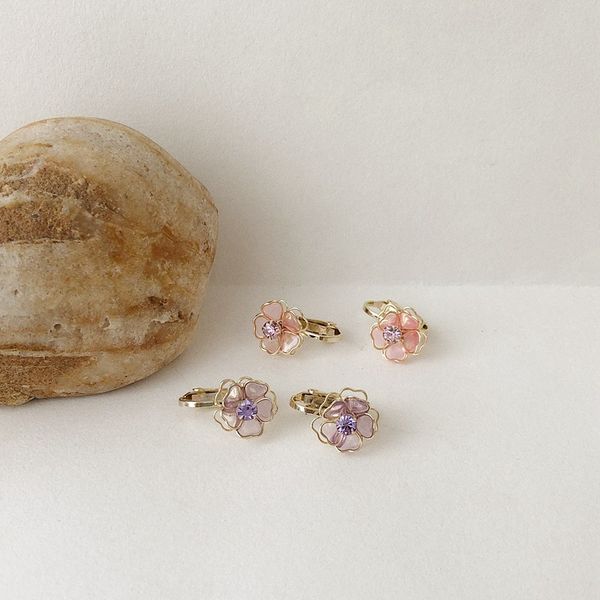 korean purple pink no ear pierced ear clip flower bone clip on earrings for woman aesthetic jewelry cuff, Silver
korean purple pink no ear pierced ear clip flower bone clip on earrings for woman aesthetic jewelry cuff, Silver